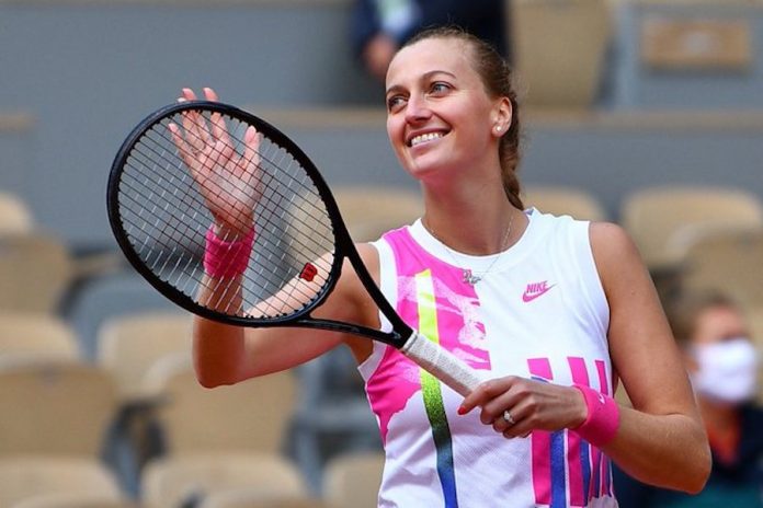Kvitova Powers Past Siegemund To Reach Roland Garros Semis