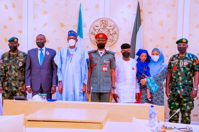 Buhari Presides Over Security Council Meeting 
